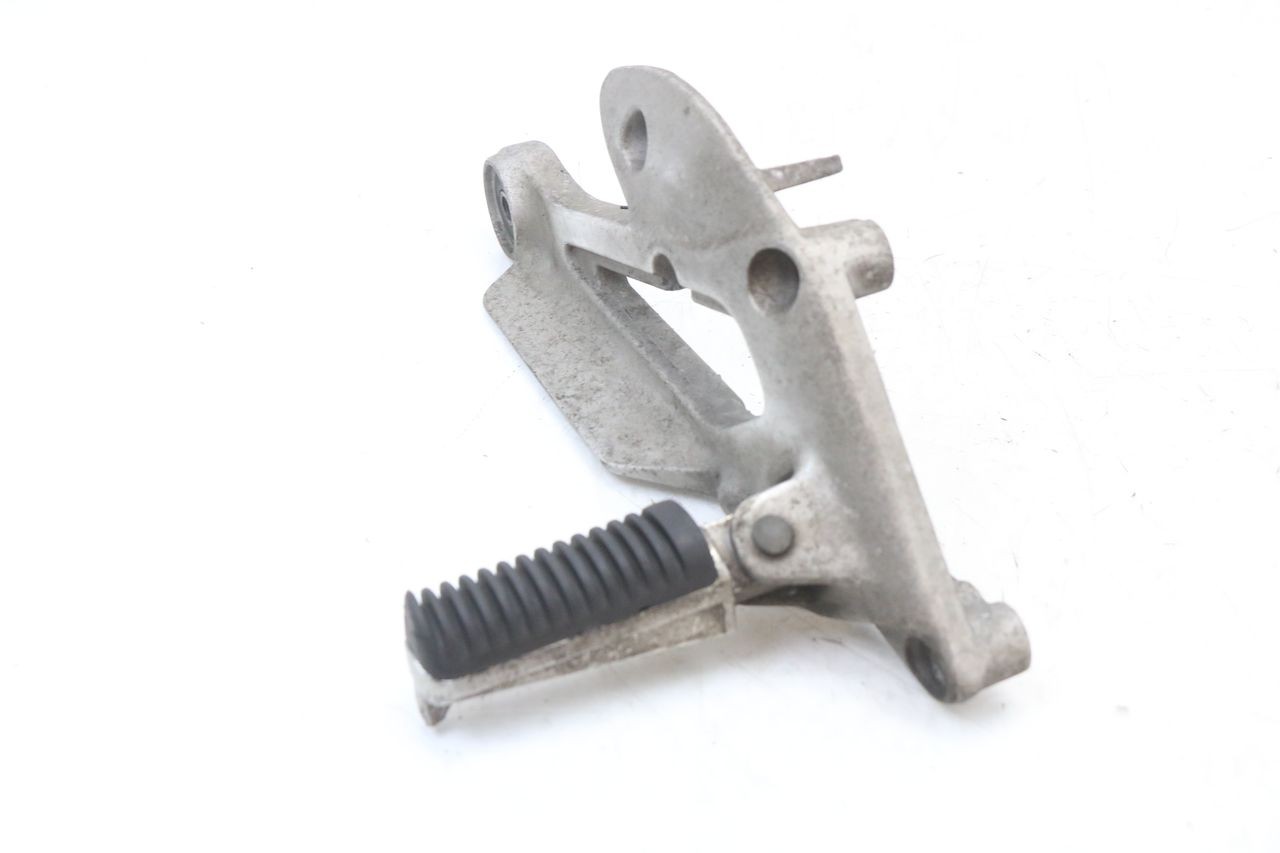 FRONT RIGHT FOOTREST MOUNT - YAMAHA XJ600 XJ DIVERSION 600 (1992 - 1997)