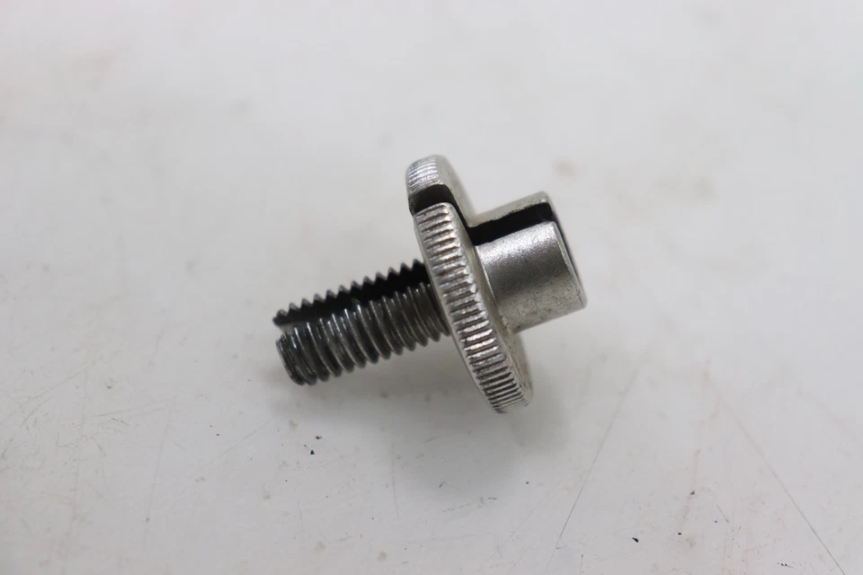 00-17 KAWASAKI NINJA ZX6R OEM EMBRAGUE CABLE AJUSTE PERNO Foto 3 de 4