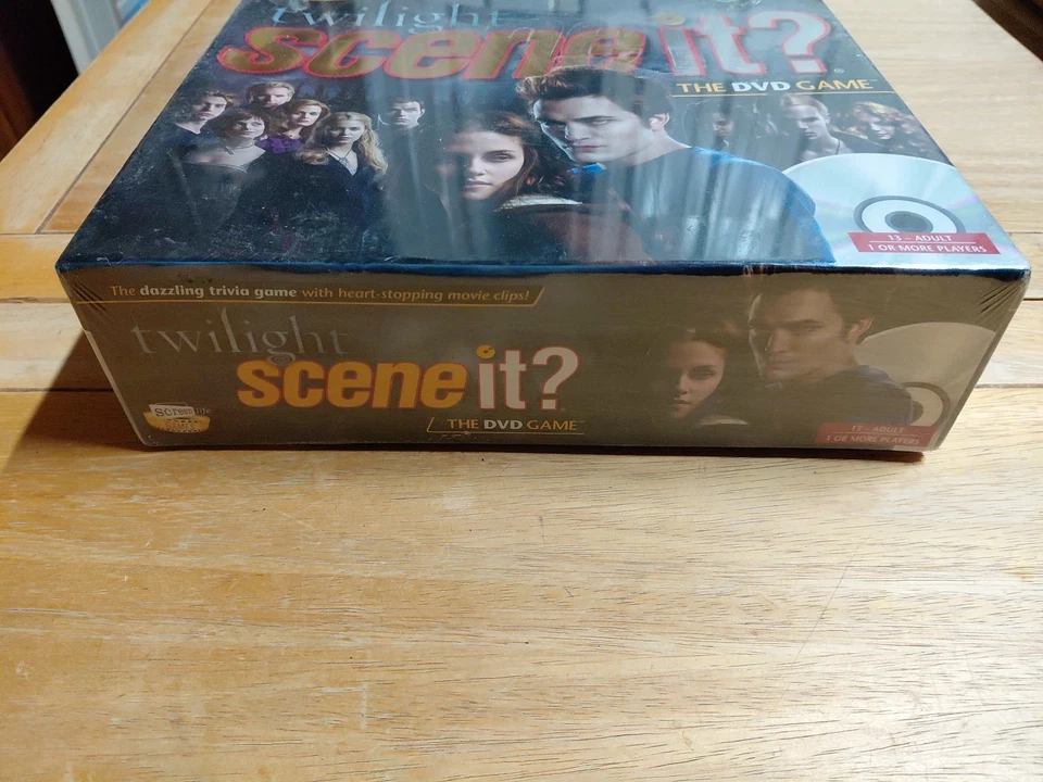 Twilight Scene it? Deluxe Edition 2009 DVD Board Video Game Vampires Gifts NEW - Image 2 of 4