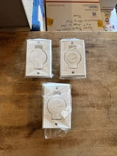PLASTICFLEX SV8016 CENTRAL VACUUM WALL PLATE INLET VALVE WHITE LOT OF 3 New