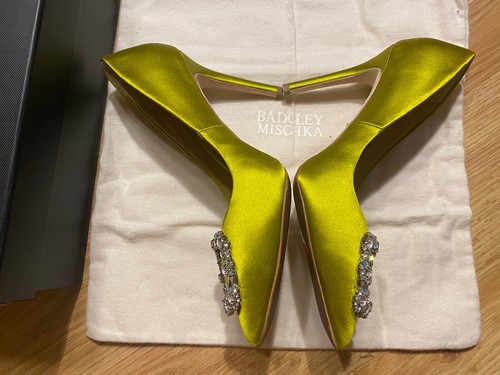 Badgley Mischka Collection Cher Crystal Pump Satin Sz 6 $225 - Picture 5 of 9