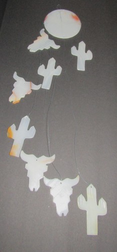 WESTERN-THEM WHITE ONYX ALABASTER WINDCHIME - Picture 2 of 5