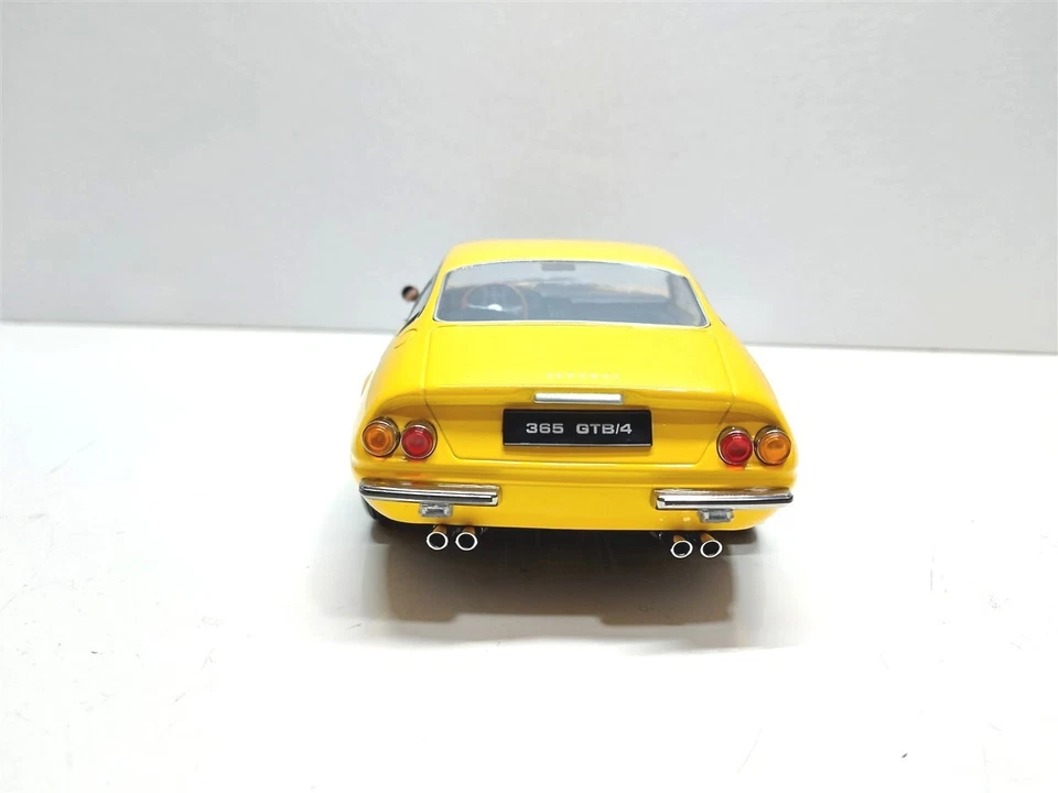 Ferrari 365 GTB/4 Daytona 1° Serie Giallo del 1969 - 1/18 KK-Scale - Immagine 4 di 4