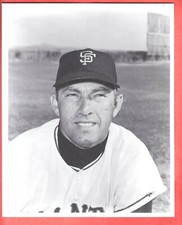 1967  SAN FRANCISCO GIANTS   TEAM ISSUE  8 X 10   GLOSSY    JIM DAVENPORT