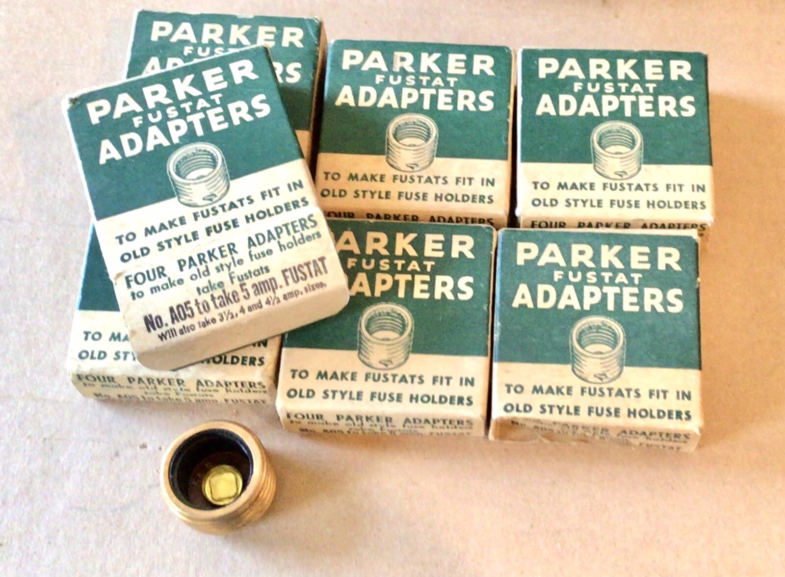 NOS lot of (23) PARKER A05 FUSTAT Adapter 5A also takes 3 1/2, 4, 4 1/2 Amps