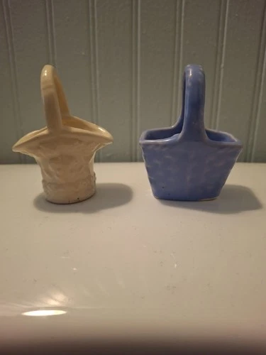 Shawnee Pottery Miniature Baskets