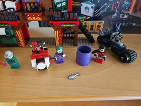 Lego 6857 DC Superheros Dynamic Duo Funhouse Escape * RETIRED*