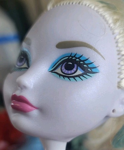 Ever After High Faybelle Thorn Puppe Nude - Bild 13 von 13