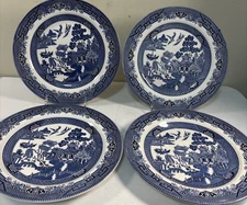 BLUE WILLOW Dinner Plate Churchill England 10 3/8” Stamped Set Of 4