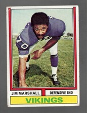 1974 Topps #377 Jim Marshall Minnesota Vikings Good (slight crease)