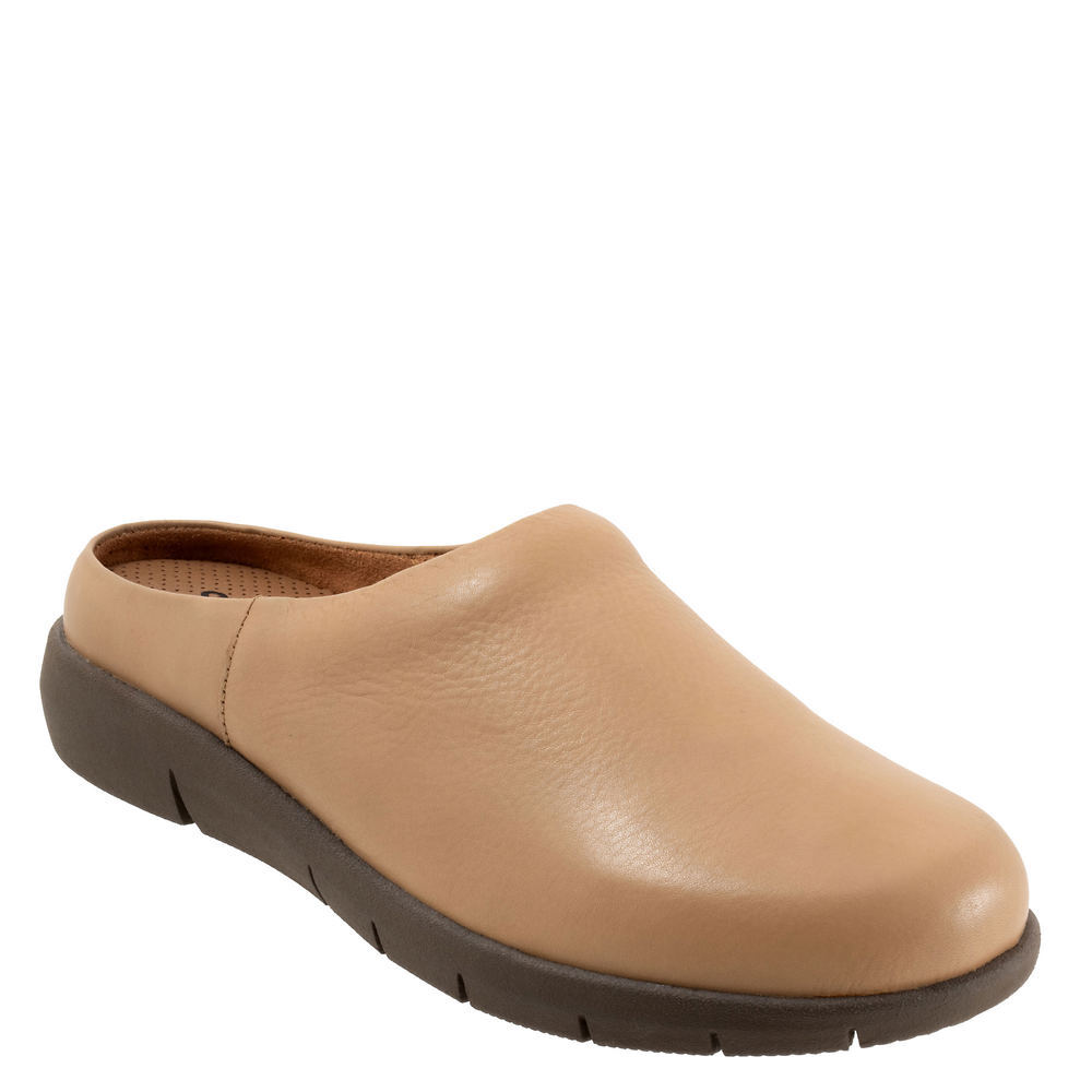 Женские слипоны Soft Walk Andria