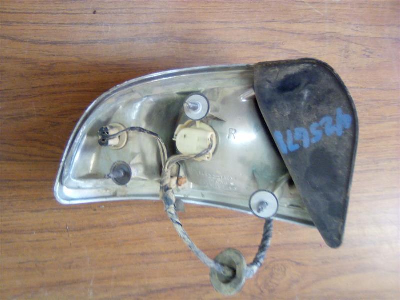 Passenger Tail Light Quarter Panel Mounted 2 Bulbs Fits 97-99 LESABRE ...