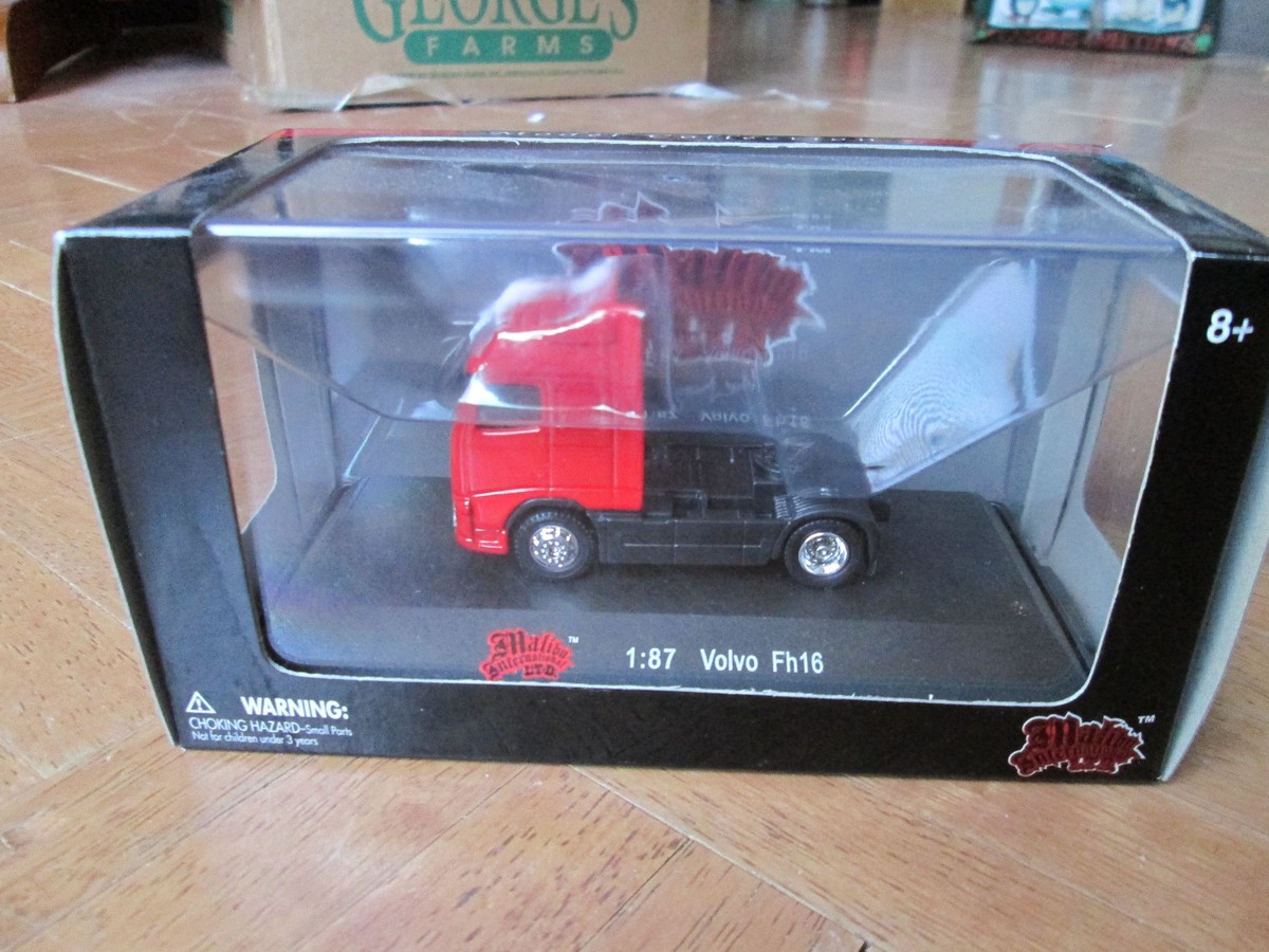 Malibu International Volvo FH16 Tractor Truck 1:87 Scale Diecast