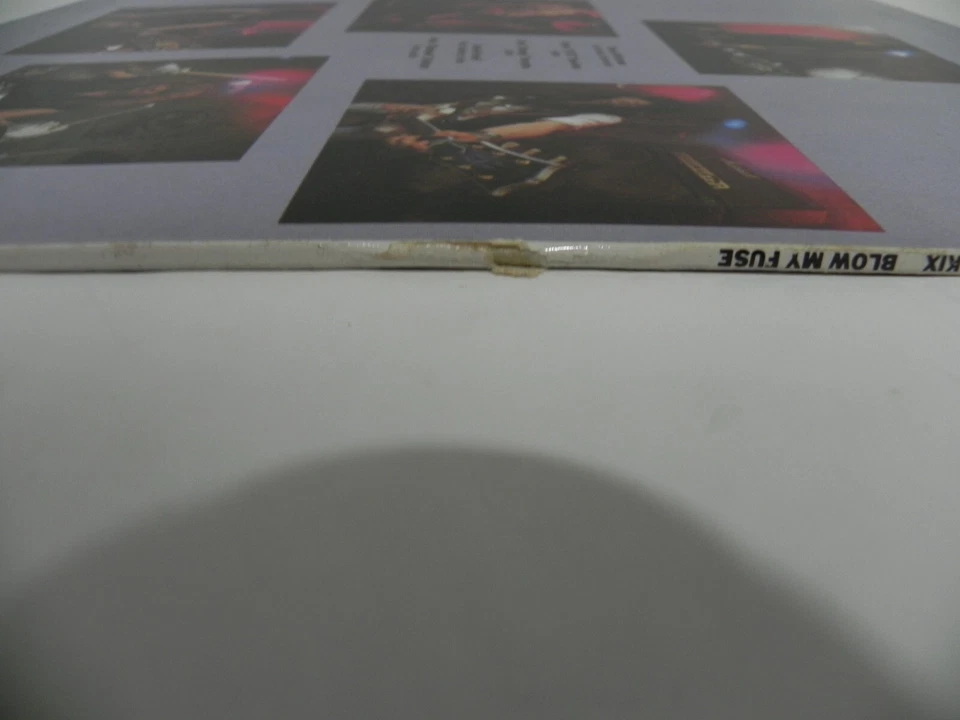 Kix - Blow My Fuse 1990 KOREA Vinyl LP W/INSERT - Image 4 of 4