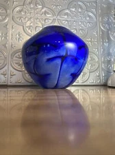 Signed Hand Blown Studio Art Glass Swirled cobalt blue vase 5” Tall