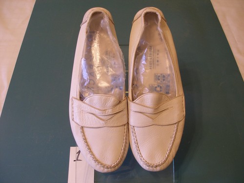 Cole Hahn Leather Driving loafer Sz 9 1/2