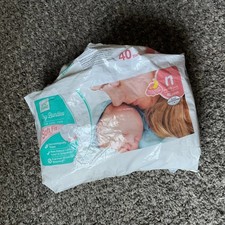 24 Vintage Pampers Baby Dry Tiny Bundles Size N up to 10 lbs