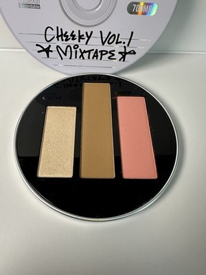 Mac X Jeremy Scott Acoustica Cheek Palette X3 Blush Highlighter