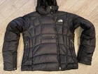 The North Face Ski  600 Down  Nylon  Hooded  Jacket Size ''M''