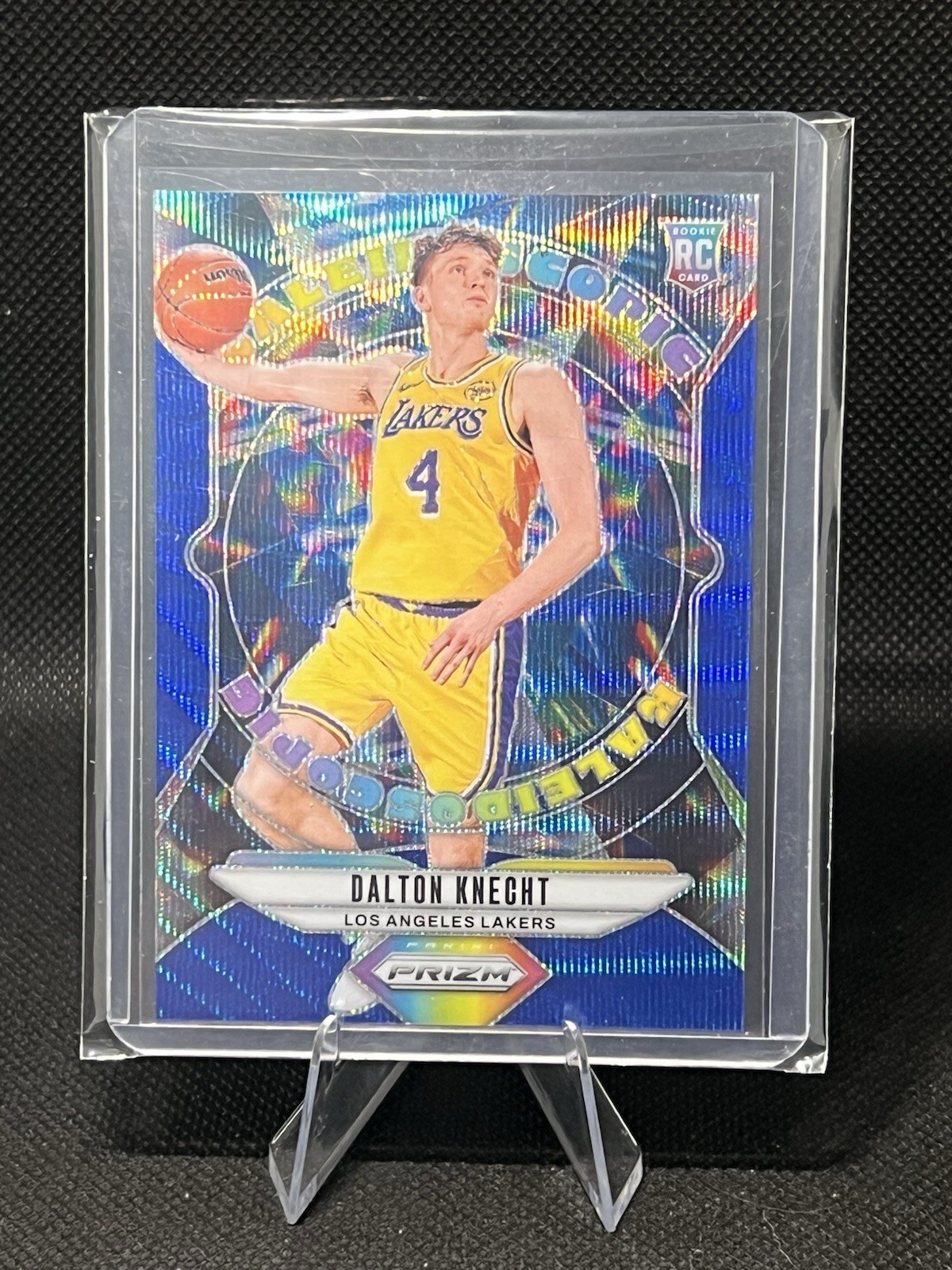 2024-25 Panini Prizm - Kaleidoscopic Dalton Knecht #16 Blue Wave Prizm /175 (RC)