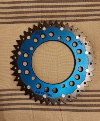 Suzuki DL650 A V-Strom 2004 - 2021 ZBF Alu Kettenrad hinten 45 Zähne 1792.45 blau