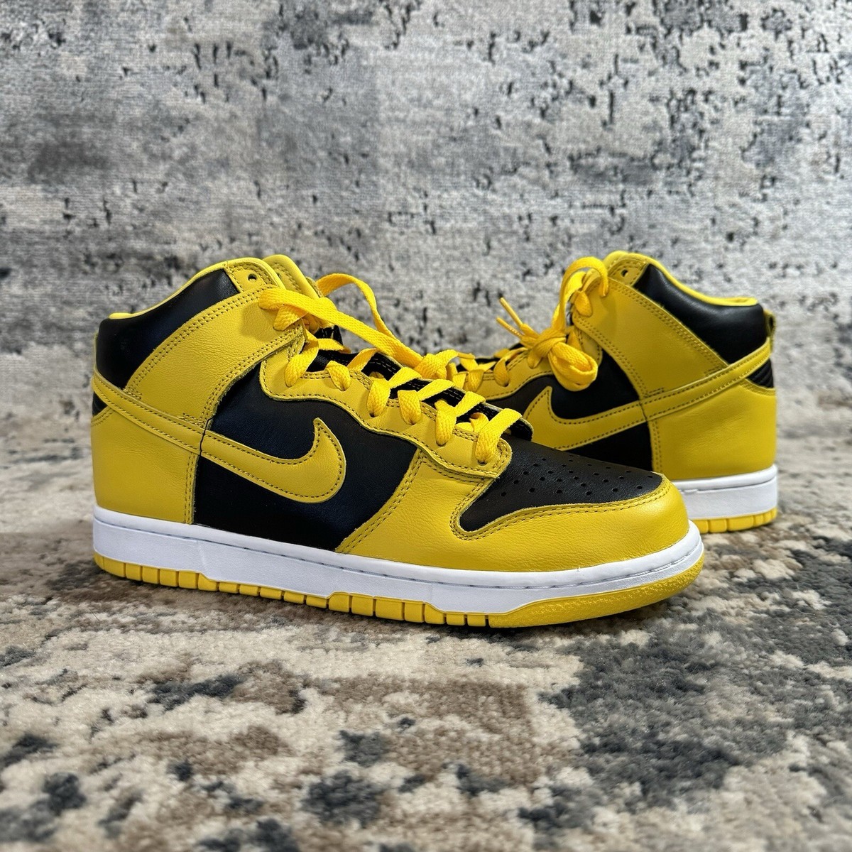 dunk high sp varsity maize