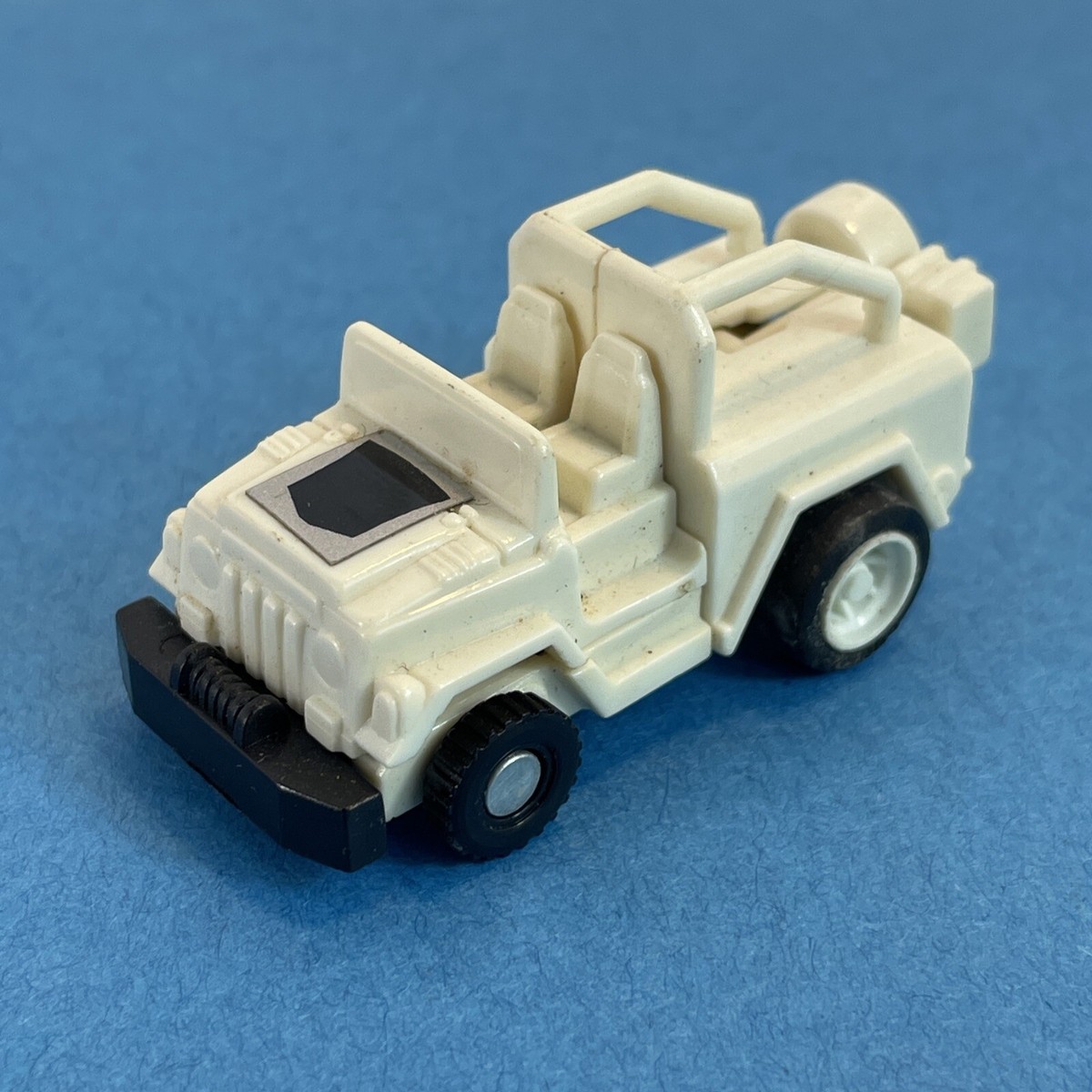 ☻ASARA☻ Transformers G1 1984 Mini spy white decepticon jeep hasbro takara