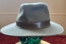 RUSTIC RIDGE Fedora, Od Green, Small, Leather Band. .  VGC.    Nice Looking!  S2