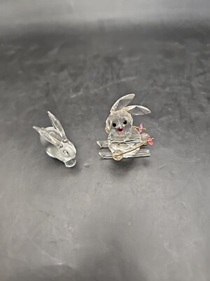 Iris ARC Crystal Tabbit On Skies. 1 Art Glass Rabbit Unbranded.