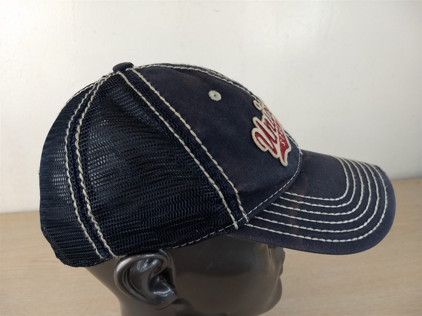 UNIVERSAL STUDIOS ADJUSTABLE SNAPBACK TRUCKER/MES… - image 4