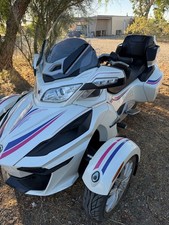 2014 Can-Am SPYDER ROADSTER RTS