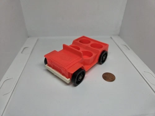 Vintage Fisher Price little people red 4-seater car for A-frame 990