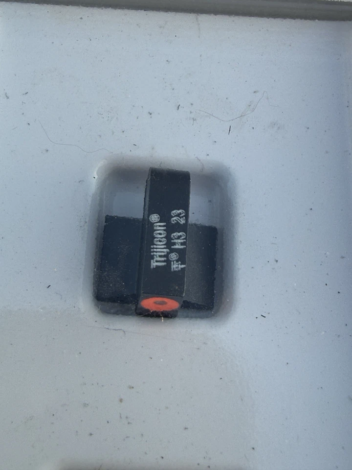 Trijicon HD Night Sight Set 1911 Novak Cut Models Orange Front (CA128O) - 600527 - Image 4 of 4