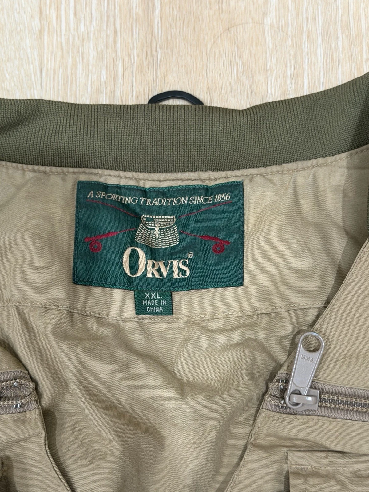 Orvis Men's XL Vintage Fly Fishing Utility Vest with All-Over Pockets