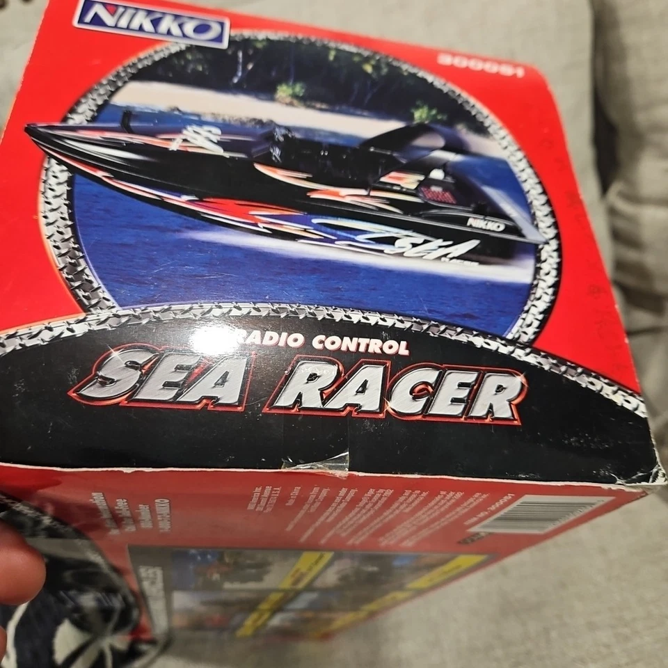 Classic Nikko Radio Control Sea Racer Boat Sealed Original Box Retro 2002 Toy - Image 4 of 4