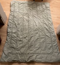 Laura Ashley Reversible Twin Comforter Sage/Cream Freshly Laundered See Note