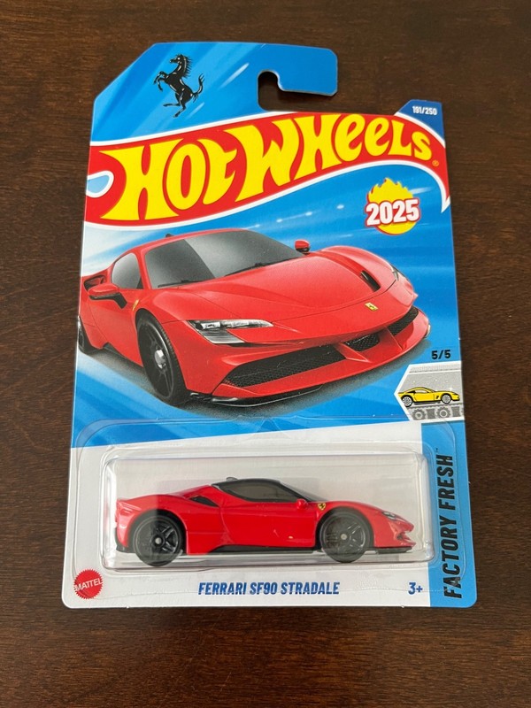 Hot Wheels Ferrari SF90 Stradale  1:64 Car - Red - Factory Fresh 5/5 2025