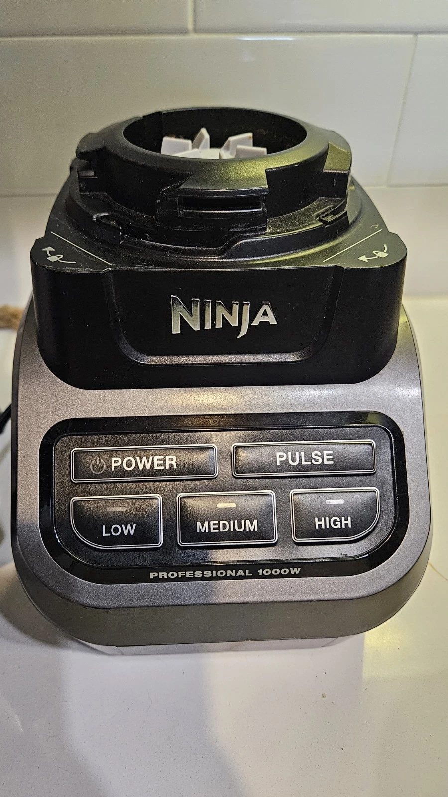 Ninja Professional 1000W Blender 72oz Pitcher Countertop Kitchen Mixer