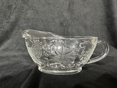 Princess House Fantasia Gravy Boat 7 x3.5  No Chips Or Cracks