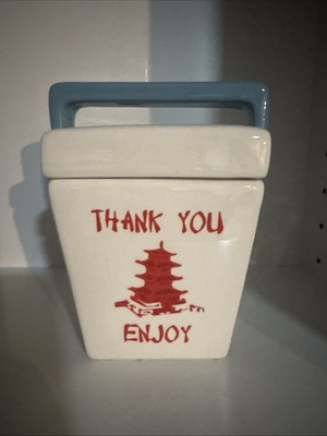 Rare Find New Ceramic Chinese Take-Out Box Removeable Lid Handle- 4''x4''x6''