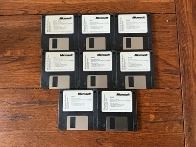 Microsoft Windows for Workgroups 3.11 Vintage 1993 3.5'' Floppy Disk, 1-8 Version