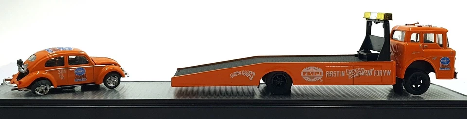 Castline M2 машины масштаб 1/64 S37 '57 Mack модель N и '53 VW Beetle Deluxe США - Изображение 3 из 4