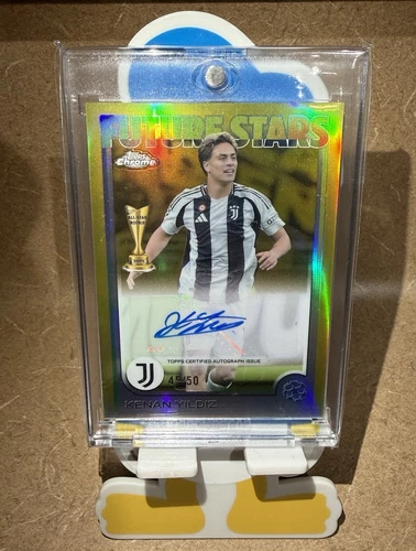 Topps Chrome 2024-25 UEFA Club Competitions Kenan Yildiz Juventus Auto #45/50