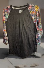 Black NBA Teams T-Shirt with Team Logo's, by NBA-U, Size Large, Very Nice Fit