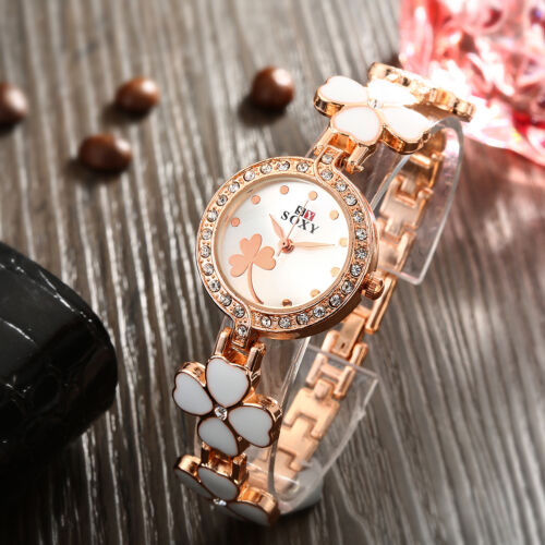 NEW ARRIVAL LADIES FASHION WRIST WATCH WITH CRYSTAL CLOVER DESIGN - WHITE - Afbeelding 1 van 3