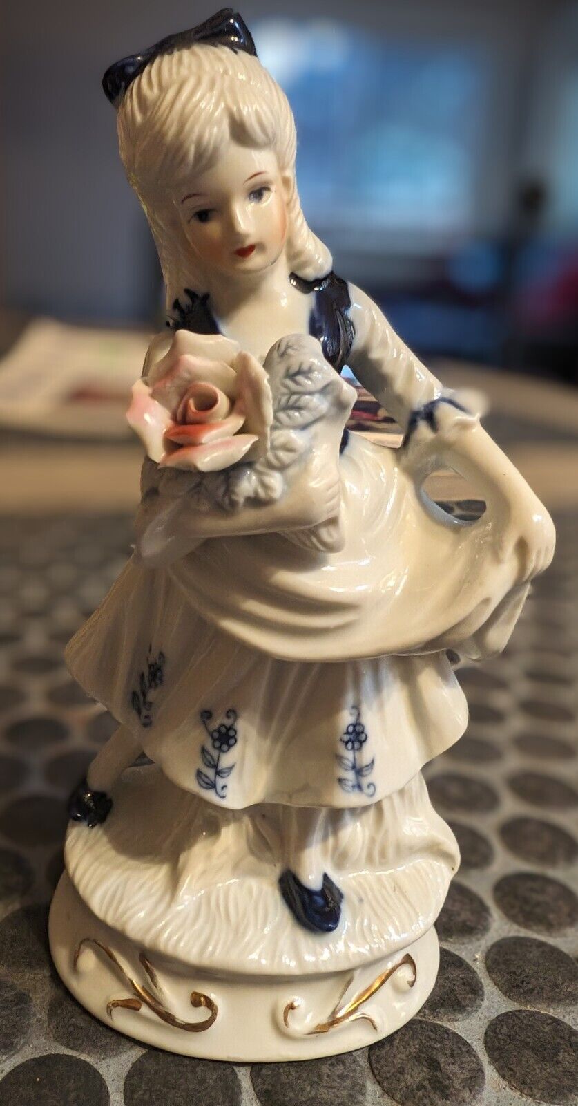 Vintage  Blue White Gold Victorian Ceramic Porcelain Figurine Set of two