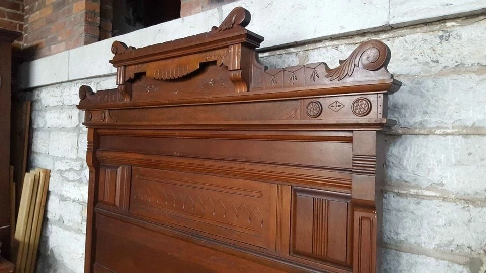 Hermosa~~ Antigua cama y tocador victoriano Eastlake de nogal Foto 2 de 4