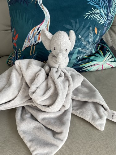 m&s Grey Elephant Soft Toy Plush Comforter Pram Blanket 08219169 marks & spencer - 第 8/9 張圖片