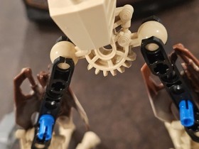 LEGO Bionicle Glatorian With Box & Manuals 8982 8983 For - Parts Or Repair 