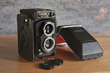 Yashica Mat 124 G Twin Lens TLR 120 Medium Format Camera